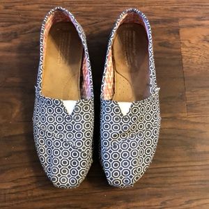 Toms Jonathan Adler collection size 11